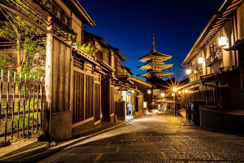 Kyoto Geisha Walking Tour: Gion District & Hidden Gems - Kennin-ji, Kyoto’s oldest Zen temple