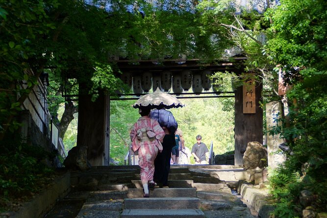 Kyoto: Gion and Geisha District Walking Tour - Ninenzaka and Sannenzaka bring the slopes