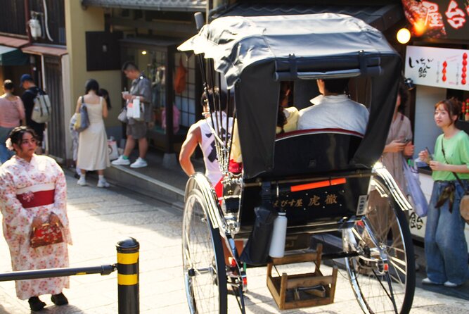 Kyoto: Gion and Geisha District Walking Tour - The guides shape the experience