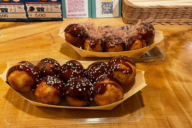 Kyoto: Gion Food Tour 13 Dishes at 4 Eateries - Gion at night and the geisha connection