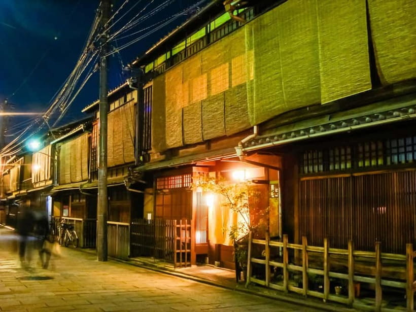Kyoto: Gion Geisha District Walking Tour - Stories of Geisha - Is $20 Good Value for Two Hours?