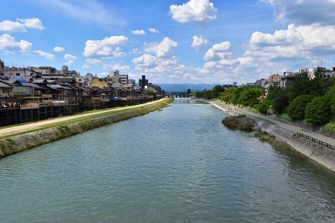 Kyoto Gion Historical Walking Tour - Maruyama Park and a change of pace