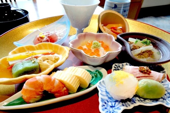 Kyoto: Guided Food Tour with 12 Dishes & 3 Drinks - Key points to know before booking