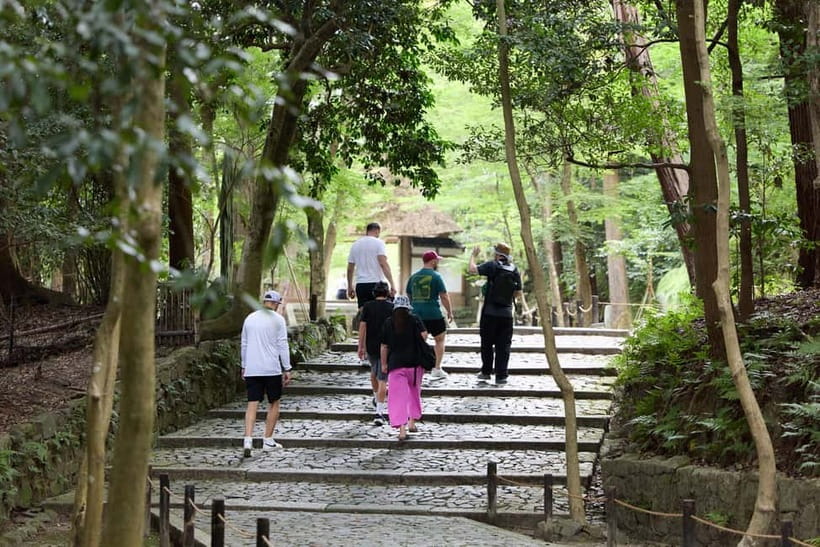 Kyoto: Hidden Gems E-Bike Tour Through Backstreets & Temples - Heian Shrine and a change of scale