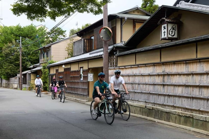 Kyoto: Hidden Gems E-Bike Tour Through Backstreets & Temples - What the guides add to the ride