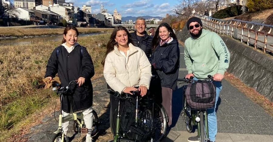 Kyoto: Hidden Gems E-Bike Tour with Local Japanese Guide - Why a bicycle works so well in Kyoto