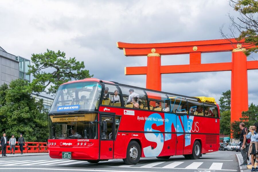 Kyoto: Hop-on Hop-off Sightseeing Bus Ticket - The eastern route: Ginkakuji and Heian-jingu