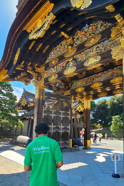 Kyoto: Imperial Palace & Nijo Castle Guided Walking Tour - The walk to Kyoto Imperial Palace