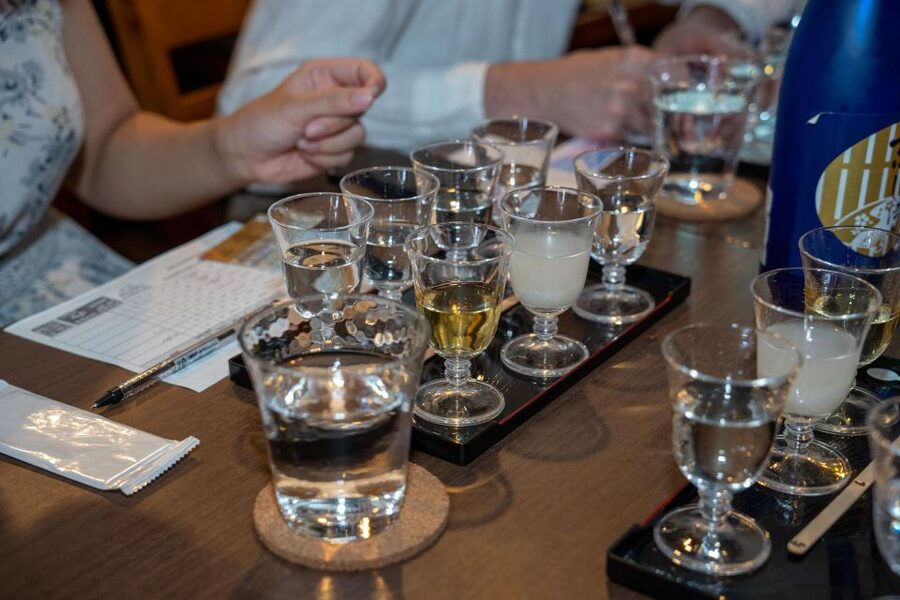 Kyoto: Insider Sake Experience with 7 Tastings and Snacks - Who Should Book This Experience
