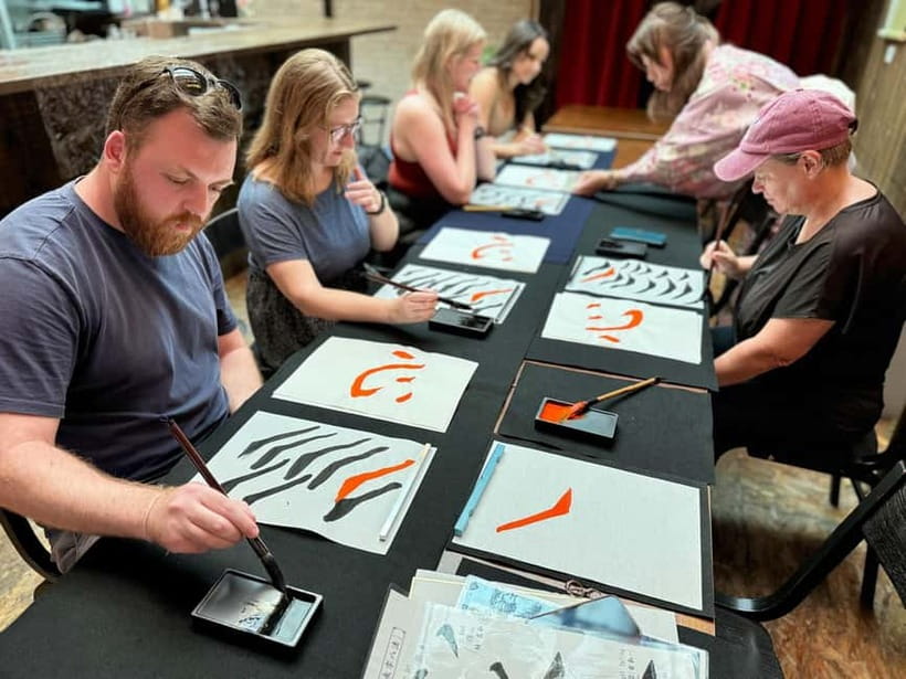 Kyoto: Japanese Calligraphy Workshop - Writing kanji and your name in Japanese