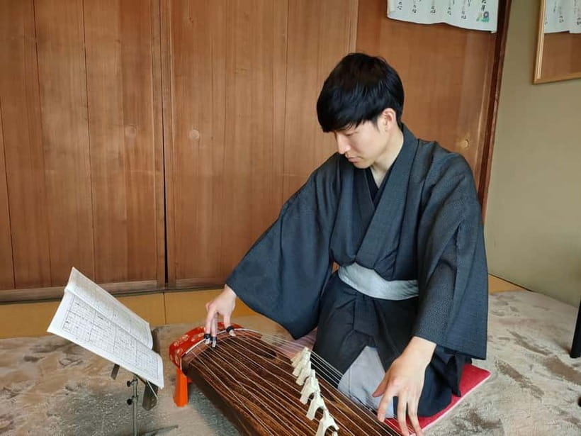 Kyoto: Japanese Koto & Shamisen Concert and Koto Class - A small Kyoto house instead of a formal concert hall