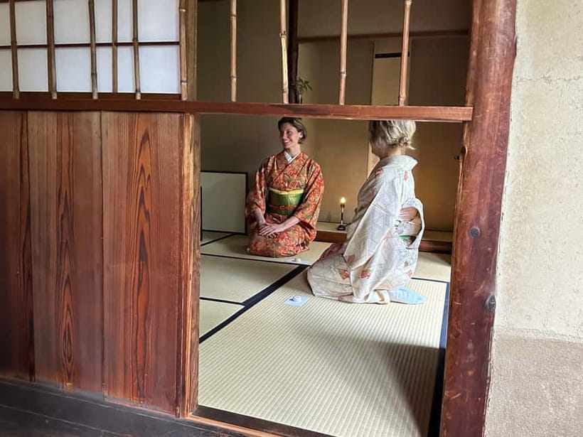 Kyoto: Kimono and Tea Ceremony Experience at Cultural Asset - Who will enjoy Tondaya most?