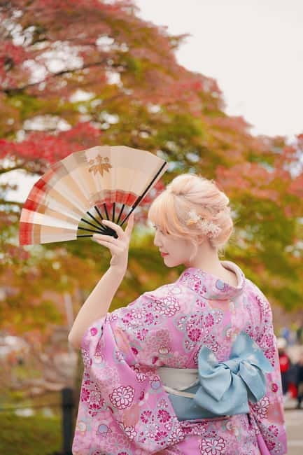 Kyoto: Kimono or Yukata Rental with Dressing Service - Choosing between kimono and yukata