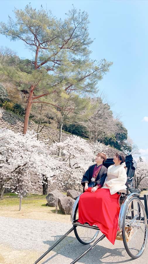 Kyoto: Kimono Rental Traditional Experience at Wargo in Gion - Arriving at Wargo and Choosing Your Outfit