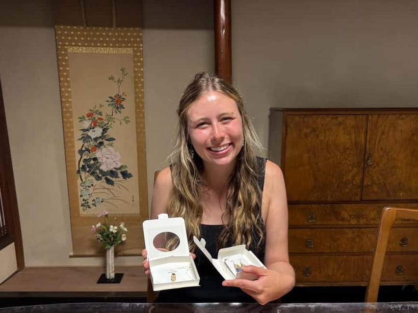 Kyoto: Kintsugi Jewelry Workshop with Natural Stones - From fragment to finished jewelry