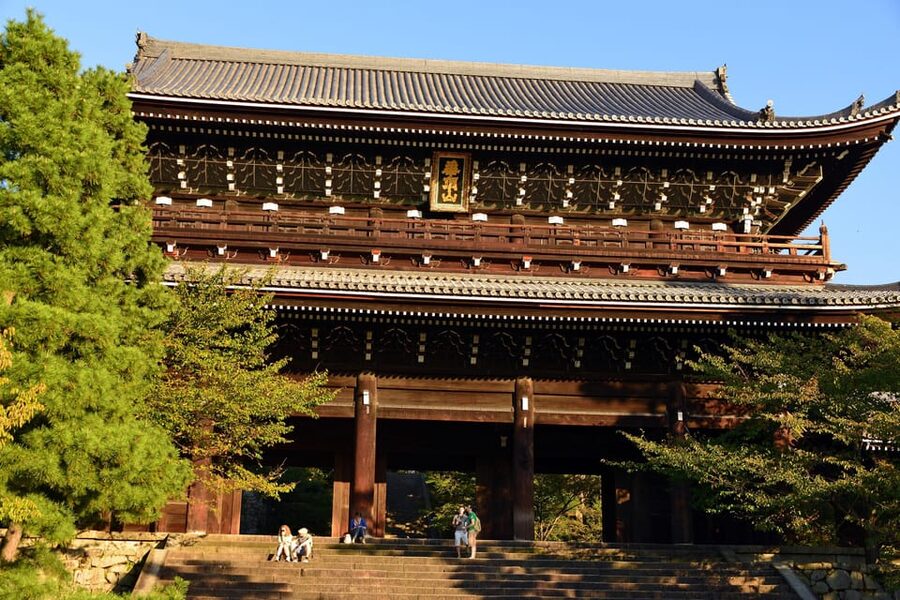 Kyoto: Kiyomizudera, Higashiyama and Yasaka Discovery Tour - Pace, clothing, and who should book