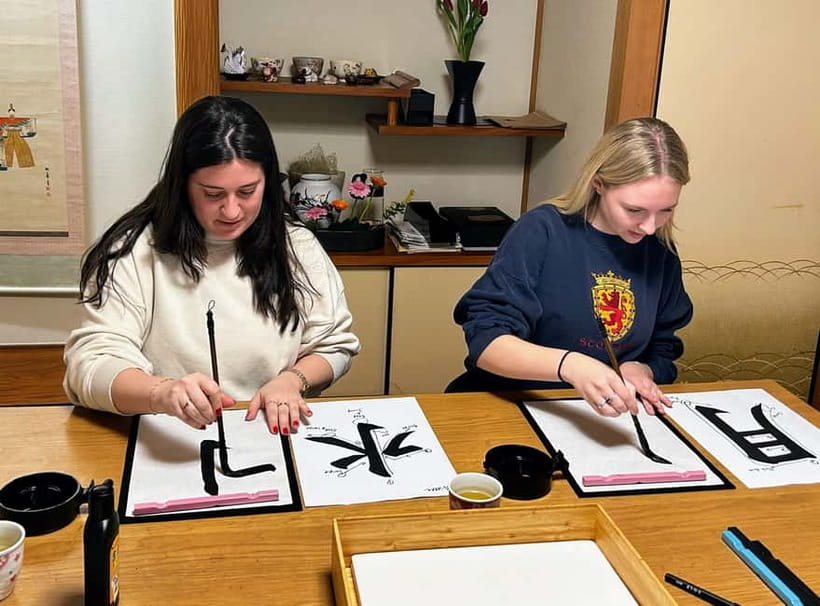 Kyoto: Local Home Visit and Japanese Calligraphy Class - Choosing a kanji with meaning