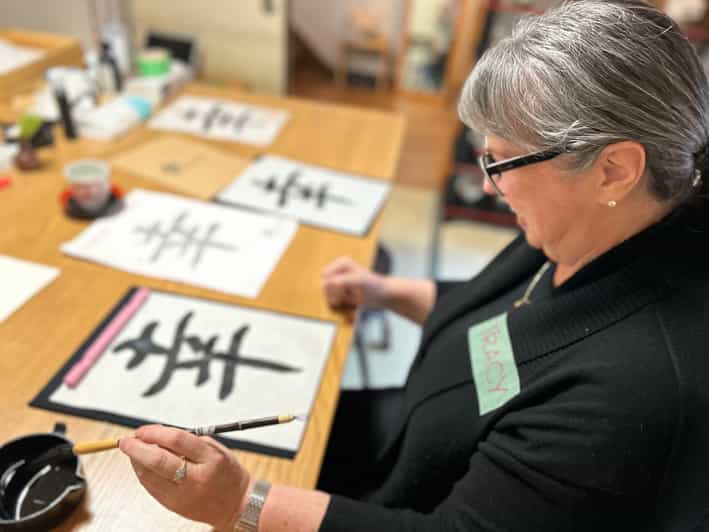 Kyoto: Local Home Visit and Japanese Calligraphy Class - Finding the home west of Nijo Castle