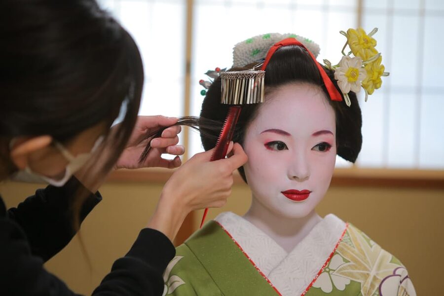 Kyoto: Maiko Makeover and Photoshoot Experience - How to prepare for the best photos