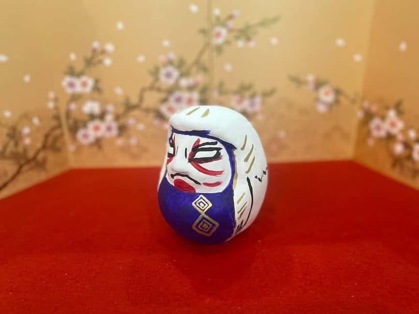 Kyoto: Make Your Own "Daruma" Craft & Painting Workshop - Why the four-person limit makes a difference