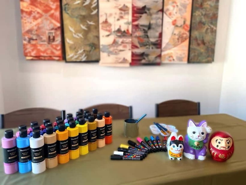 Kyoto: Make Your Own "Daruma" Craft & Painting Workshop - Choosing between a Daruma, cat, dog, and Kitsune