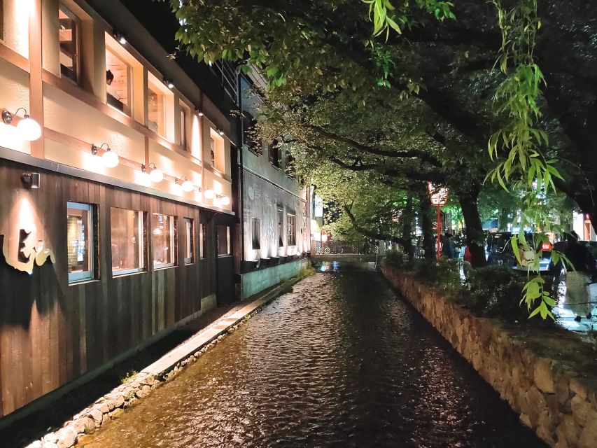 Kyoto Night All-Inclusive Eats and Streets, Gion and Beyond - The first restaurant: small plates and a drink