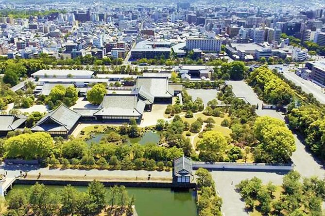 Kyoto: Nijo Castle World Heritage Guided Tour with Admission - What the 90-minute format does well