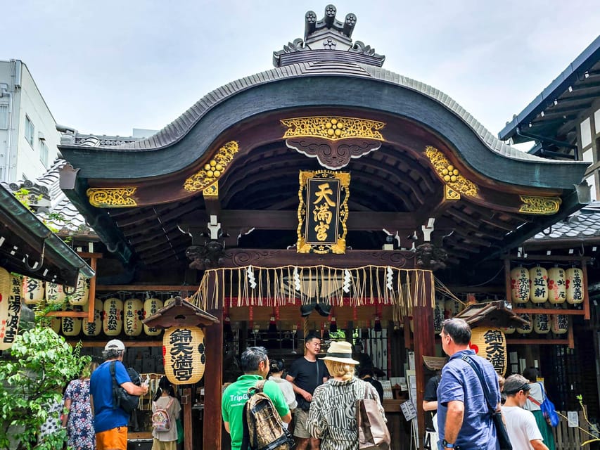 Kyoto: Nishiki Market and Depachika Food Tour with a Local - Which guide style will suit you?