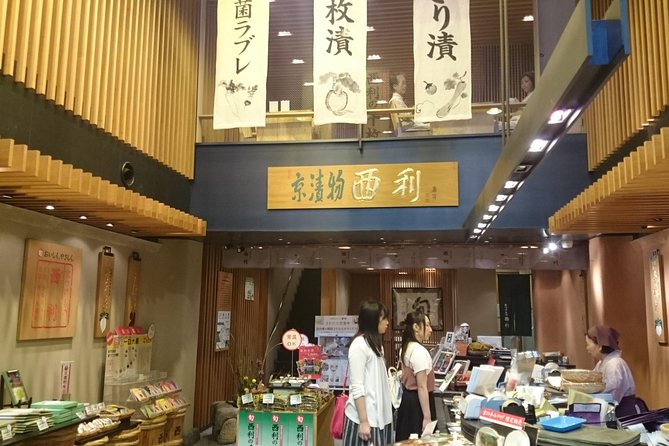 Kyoto Nishiki Market Food and Culture Walking Tour - Teramachi-dori and time to shop