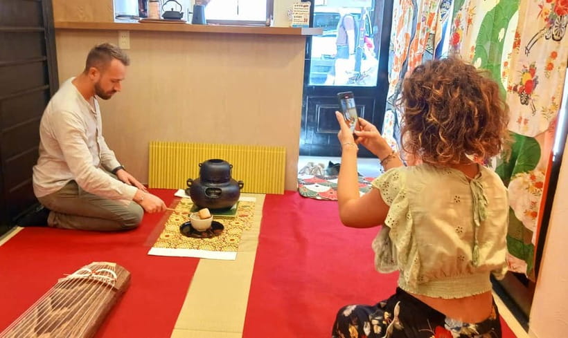 Kyoto: Nishiki Market Tea Ceremony with Koto Performance - Practical details that make the visit easier