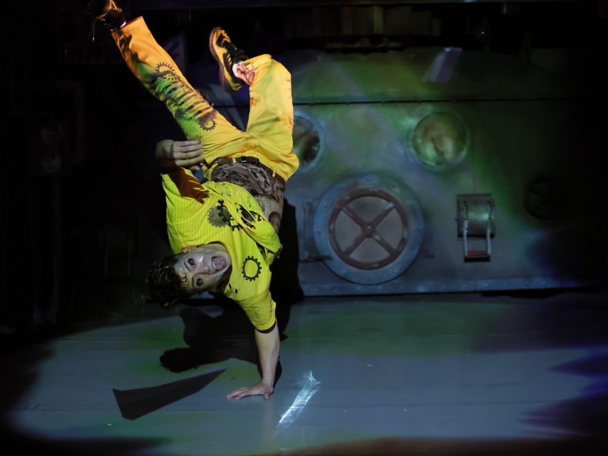 Kyoto: Non-Verbal Theatre Show Tickets at GEAR - The performers carry the show