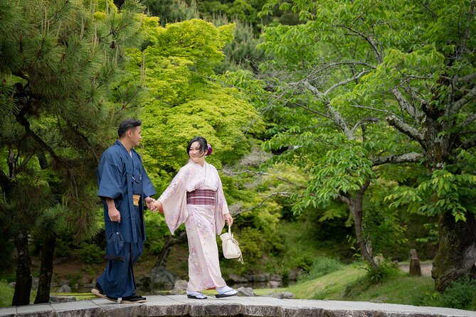Kyoto Portrait Tour with Kimono - Maruyama Park adds gardens and seasonal color