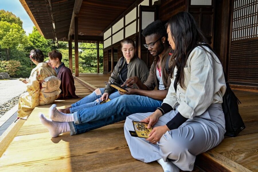 Kyoto: Private Customized Walking Tour with a Local Insider - Who should book this Kyoto walking tour?