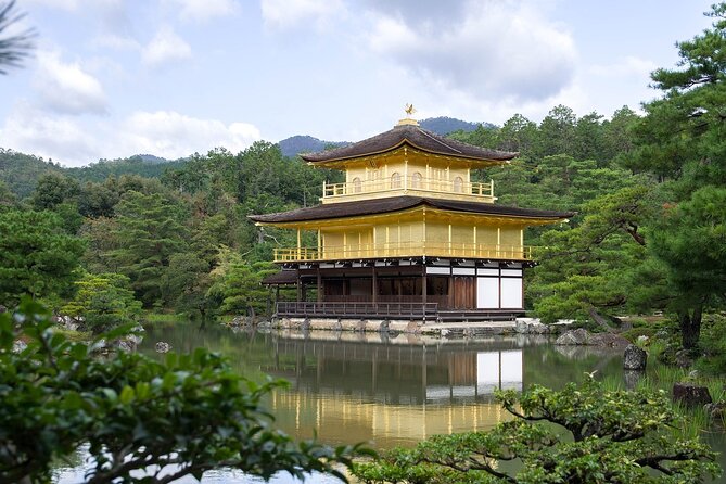 Kyoto: Private Flexible 3 hours tour with a local guide - Kiyomizu-dera for temple views and old Kyoto streets