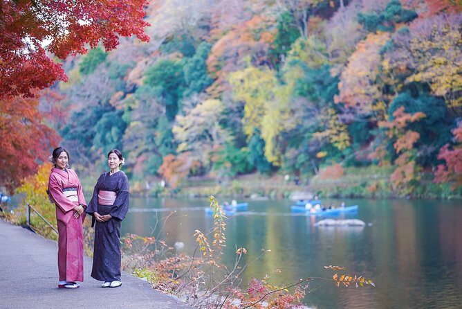 Kyoto Private Photo Shoot & Tour by SnapKyoto - Fushimi Inari: red gates and a longer walk