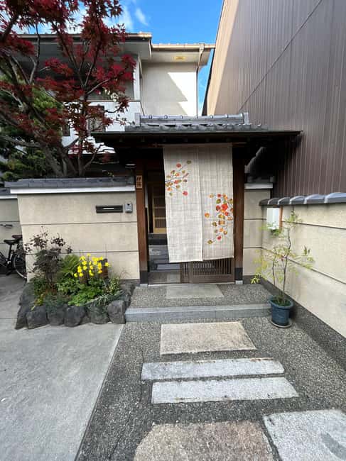 Kyoto: Private Tea Ceremony at local home with tea master - What to wear and what to leave behind