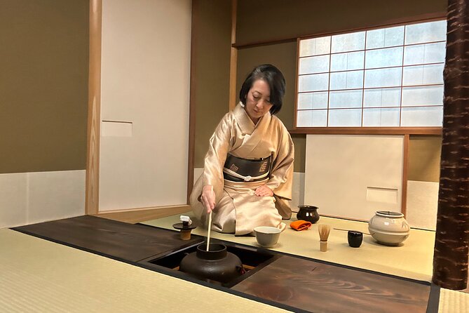 Kyoto Private Tea Ceremony with Tea Master at Home - Entering a private tea room near Nijo Castle
