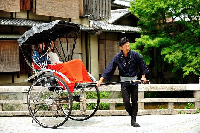 Kyoto Rickshaw Tour - Gion, geisha streets, and wooden townhouses