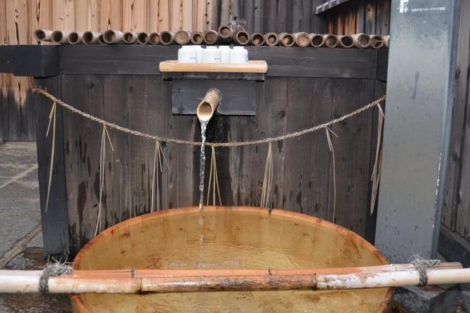 Kyoto Sake Brewery Tour with Lunch - Strengths and limitations of the guide-led format