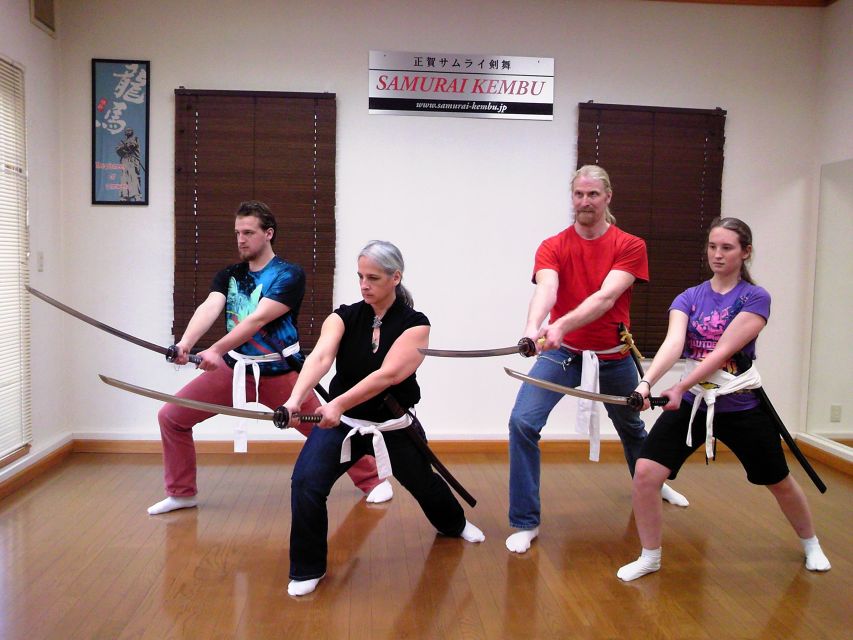 Kyoto: Samurai Sword Class by Experts in Traditional Arts - Key points at a glance
