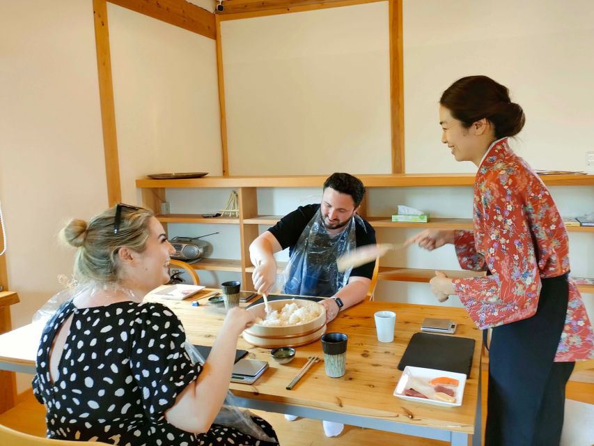 Kyoto: Small-Group Authentic Sushi Making Workshop - What the $60 price includes