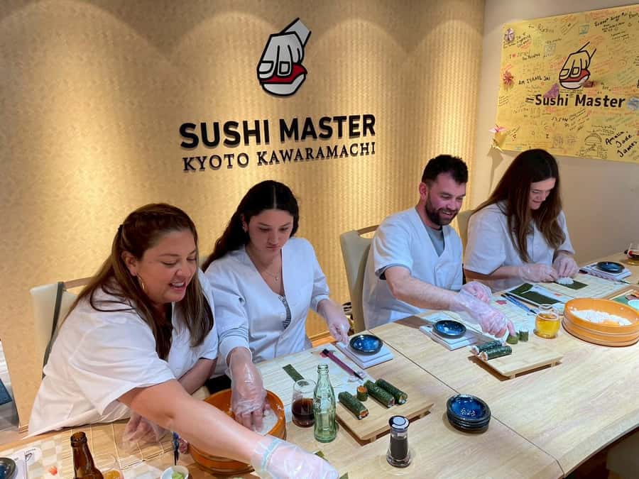 Kyoto: Sushi Making Experience in Kawaramachi - The opening lesson: sushi beyond the rice and fish