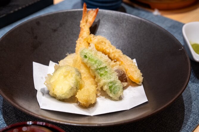 Kyoto Sushi Making Experience with a Professional Sushi Chef - Matcha and sweets in a Kyoto-style garden