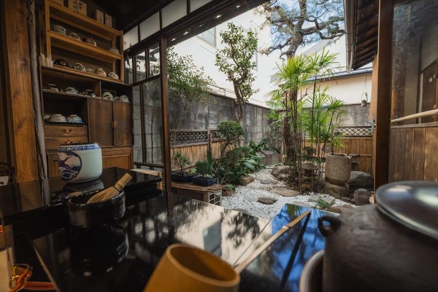 Kyoto: Table-Style Tea Ceremony at a Kyo-Machiya - Adding the kimono option