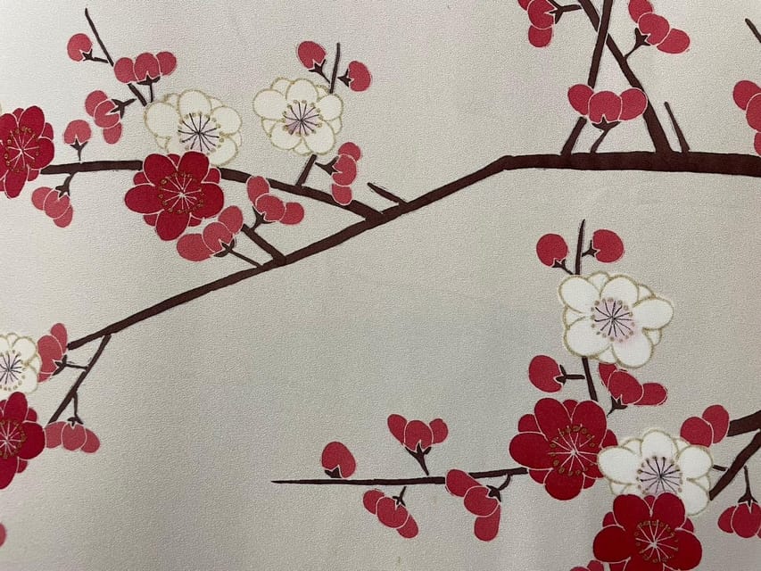 Kyoto: Traditional Yuzen Dyeing Experience - A quiet Kyoto craft lesson in a Nishijin machiya