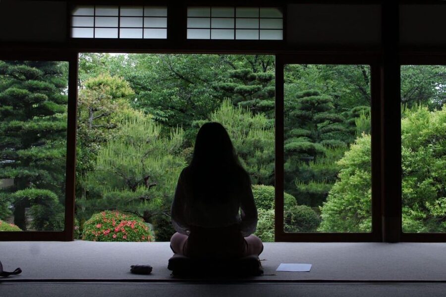 Kyoto: Zen Experience in a Hidden Temple - Two 20-minute sessions with Eitetsu Nishida