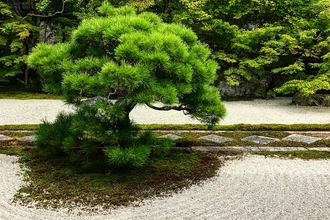 Kyoto: Zen Garden, Zen Mind (Private) - Starting at Keage Station and walking into the temple district