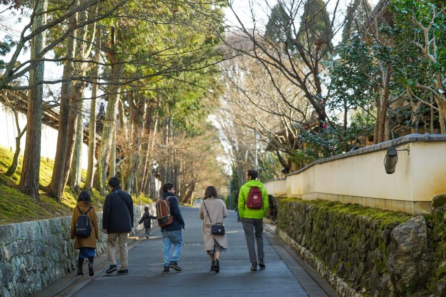 Kyoto: Zen Meditation and Garden Tour at a Temple with Lunch - Who will enjoy this Kyoto experience?