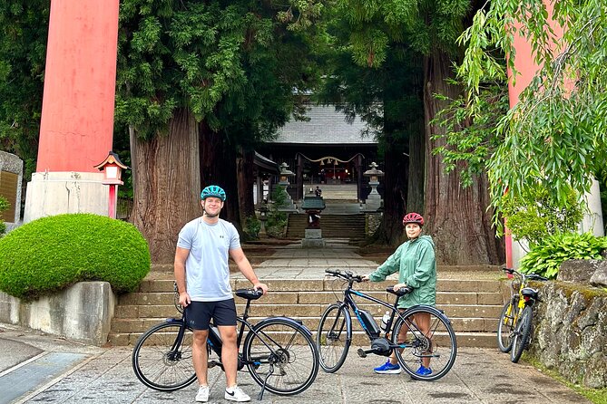 Lake Kawaguchi Explorer: E-Bike Guided Tour - Ubuyagasaki and the upside-down Fuji view