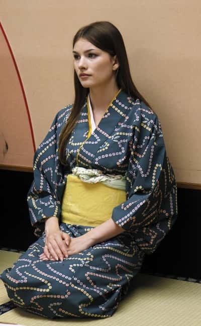 Learn Zen in a class of making Matcha tea near Osaka Castle - Finding Bushi no Homare in Osaka